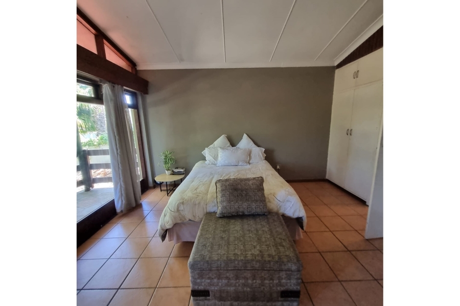 To Let 4 Bedroom Property for Rent in Beacon Bay Eastern Cape